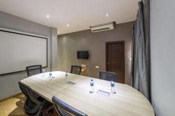 Treebo Golden Pearl Koramangala Hotel Bangalore Eksteriør billede